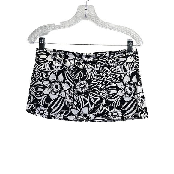 Eddie Bauer Pants - Eddie Bauer Black White Womens Paisley Print Floral Mini Swim Skort Size 4